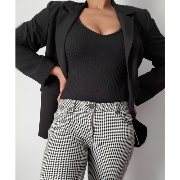 Black Bodysuit, cross straps, Size L - Picture 3 of 6